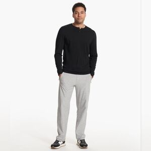 Vuori Long Sleeve Ever Henley Black Shirt Men's L